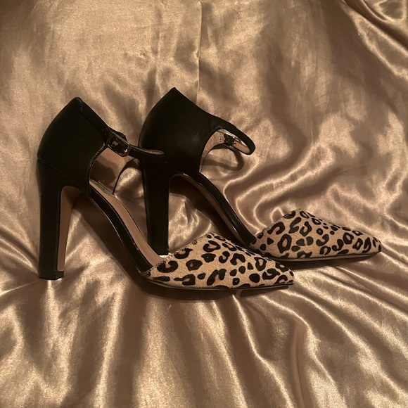 Leopard Print Heels - Picture 1 of 6